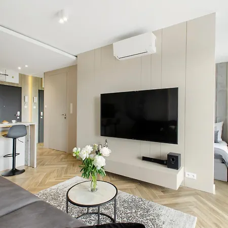 Sky Home- Angel -neopolis, Centrum, Parking, Klimatyzacja, Dostep Na Kod Łódź